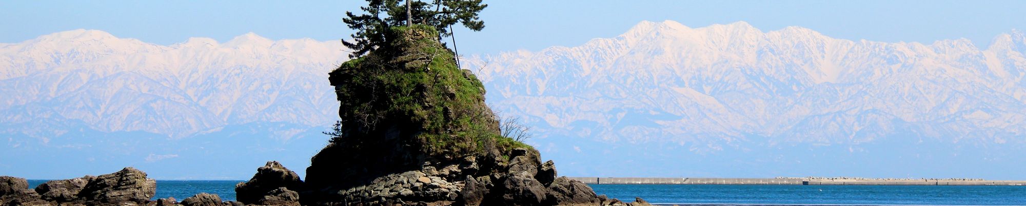 雨晴海岸の絶景